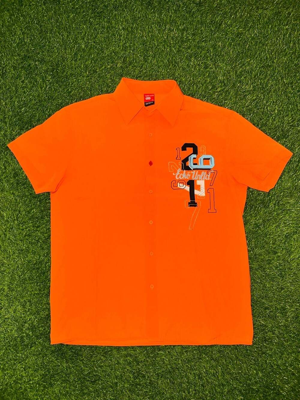 Ecko Unltd. Short Sleeve Button-Up Shirt Size XL Orange Graphic